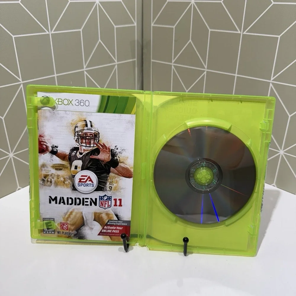 Madden NFL 11 (Microsoft Xbox‎ 360, 2010)
